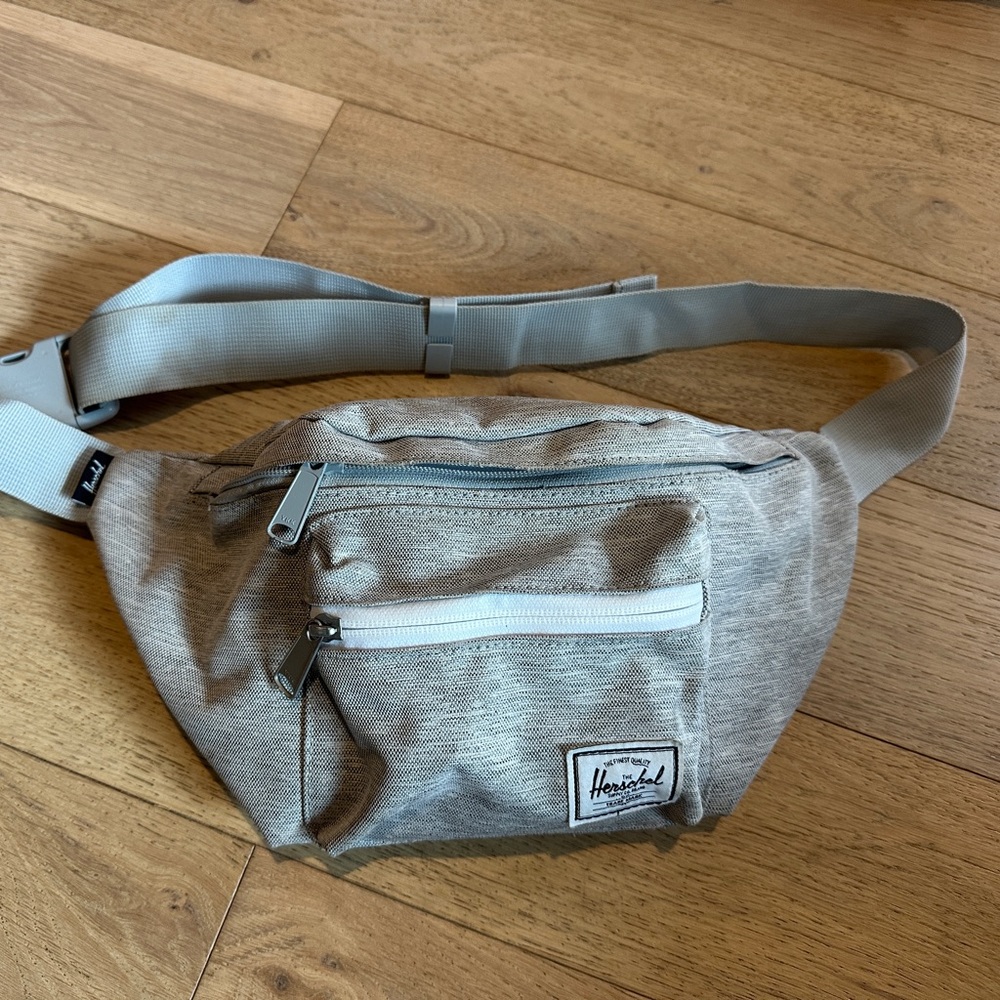 Herschel gray crossbody bag